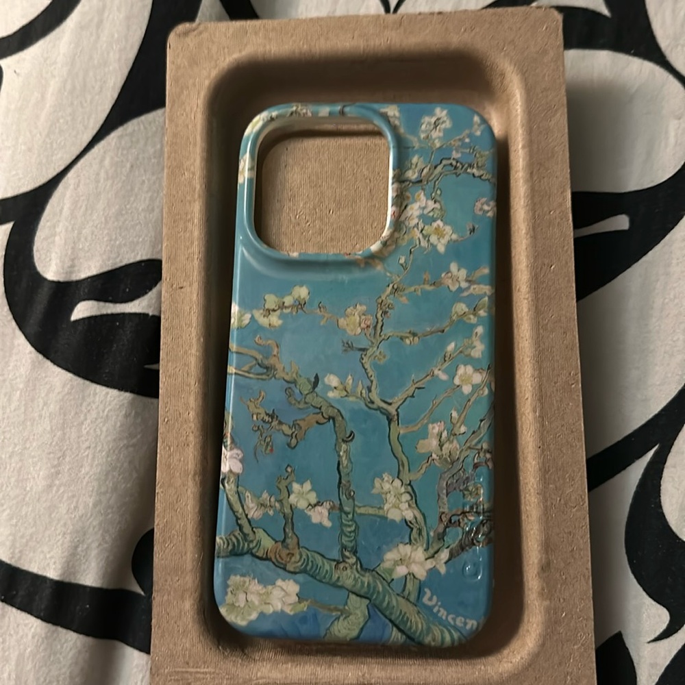 blue floral iphone 14 pro phone case